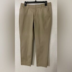 a.n.a | new approach khaki | ankle pants | size 6